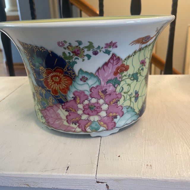 Two Mottahedeh large Tobacco Leaf Cachepots up for your consideration. Colors are vibrant and these were never used for...