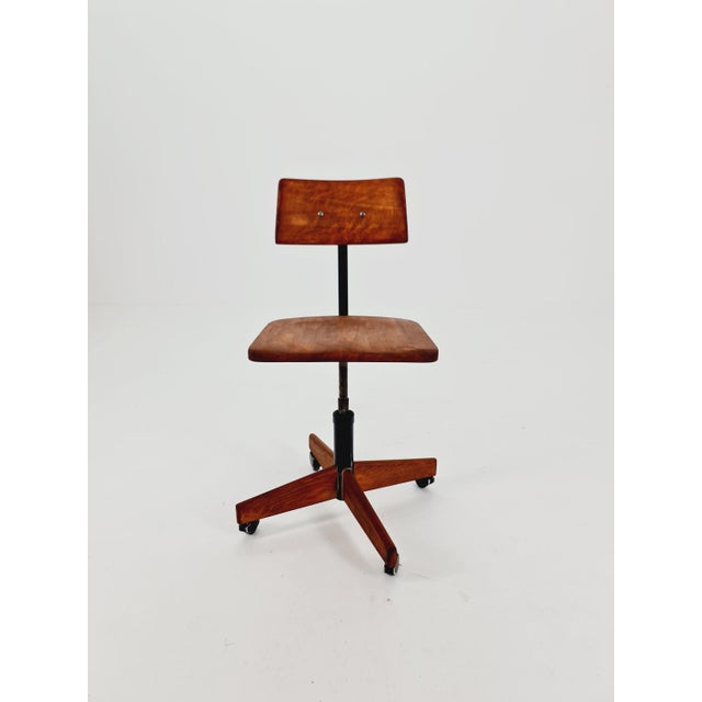 Bauhaus Swivel Office Chair in Wood by Stoll Giroflix, 1960s For Sale - Image 4 of 11