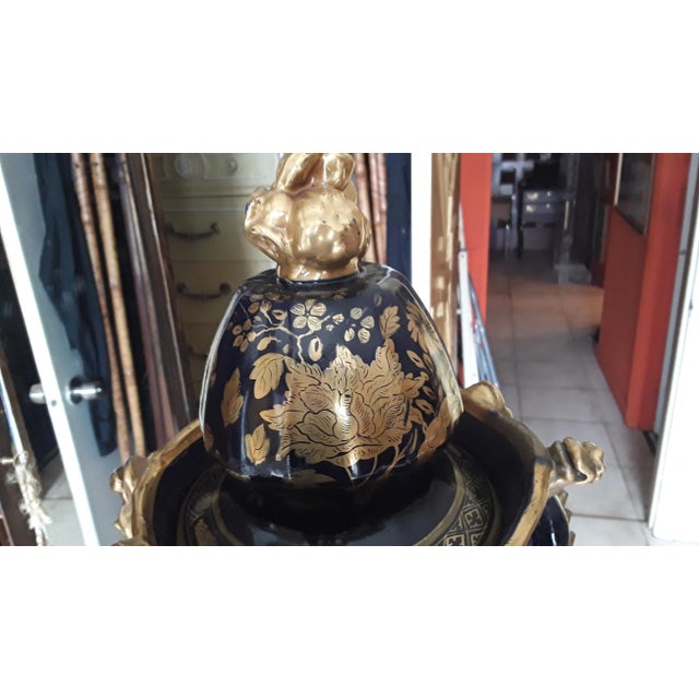 19thc French Antique Art Nouveau XL Cobalt Blue With Gilt Floral/ Insect Palace Covered Porcelain Urn For Sale In Miami - Image 6 of 10