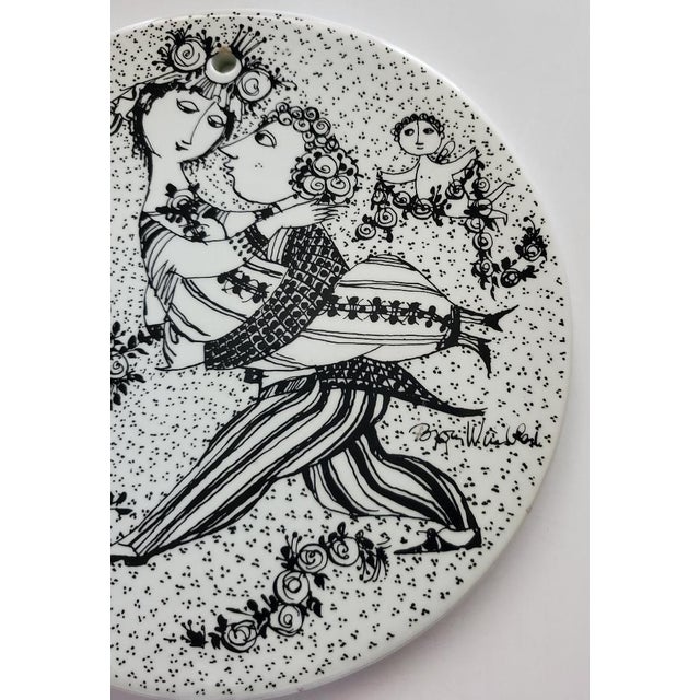 Ceramic 1960s Bjorn Wiinblad Ceramic Wall Plaque "Marts Victoire" Denmark - March For Sale - Image 7 of 13