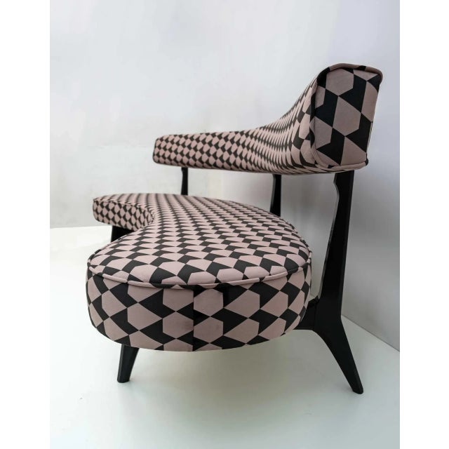 Modern Curved Floating Sofa attributed to Vladimir Kagan, 1980s For Sale - Image 6 of 13
