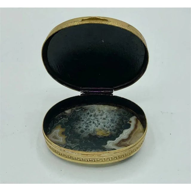 Small 19th Century Hard Stone or Pietra Dura Box For Sale - Image 3 of 10