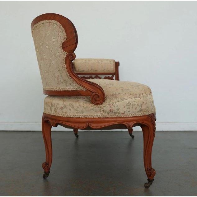 Antique Carved Walnut Victorian Conversation Settee For Sale - Image 16 of 16