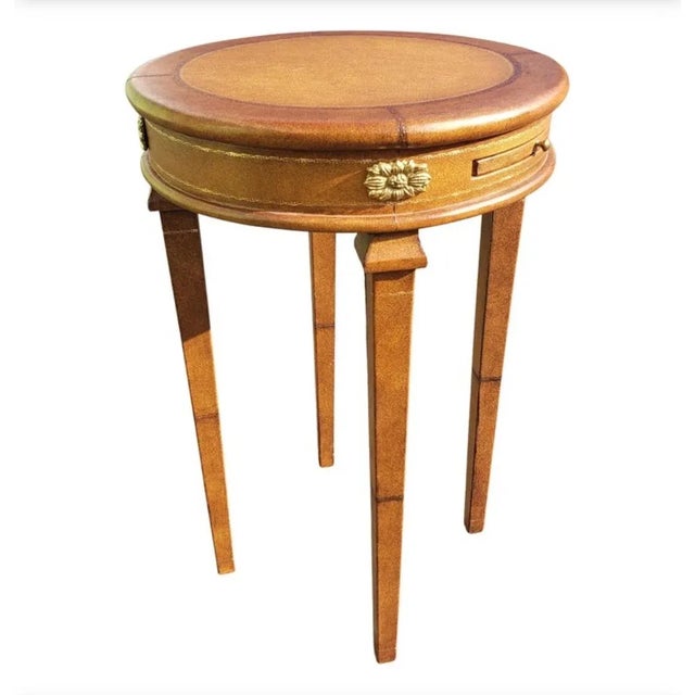 1980s All Leather Wrapped and Brass Mounted Gueridon Side Table With Pull Out Tray For Sale - Image 5 of 9