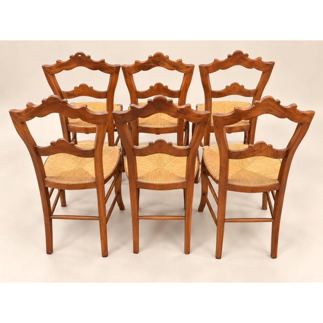 Louis Philippe Chairs with Carved Backs and Rush-Seated Straw Seats, 1890s, Set of 6 For Sale - Image 3 of 8