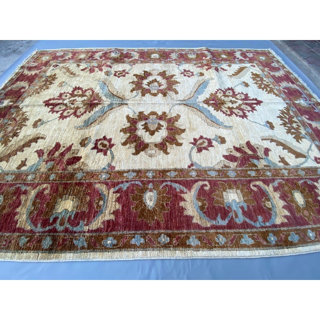 Handmade Sultanabad-Style Rug With Natural Dyes – 6.0×8.6ft For Sale - Image 6 of 13