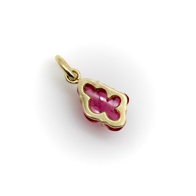 1990s 1990s 14k Gold Hand-Carved Pink Tourmaline Flower Charm For Sale - Image 5 of 9