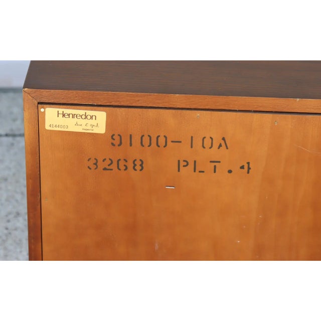 Henredon Campaign-Style Queen Headboard With Built-in Storage – Oak & Brass– Mid-Century Modern For Sale - Image 11 of 12