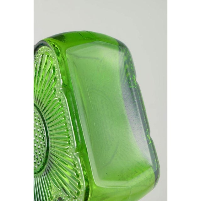 Vintage Amuletti Vase in Green Glass by Tamara Aladin for Riihimäen Lasi, 1970s For Sale - Image 4 of 5
