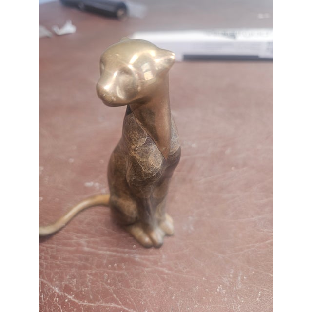 Loet Vanderveen Authentic Loet Vanderveen Seated Cheetah Bronze Sculpture, Limited Edition 1303/2500, Patinated Finish, Incised Signature. For Sale - Image 4 of 13