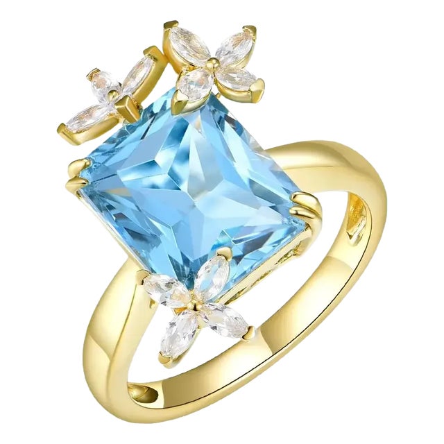Kai Blue Topaz Sapphire Butterfly Cocktail Ring in 14k Yellow Gold Ring, size 4.5 For Sale
