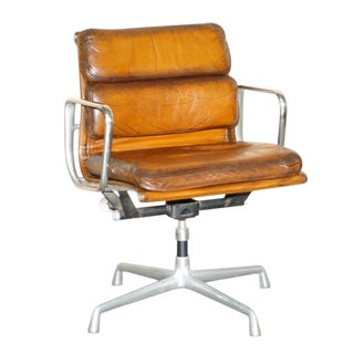 Chanel NYC Soft Pad Captain's Chair in Hand-Dyed Leather from Herman Miller, 1977 For Sale