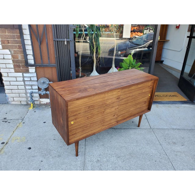 Wood Mid-century Modern Style Walnut Credenza For Sale - Image 7 of 12