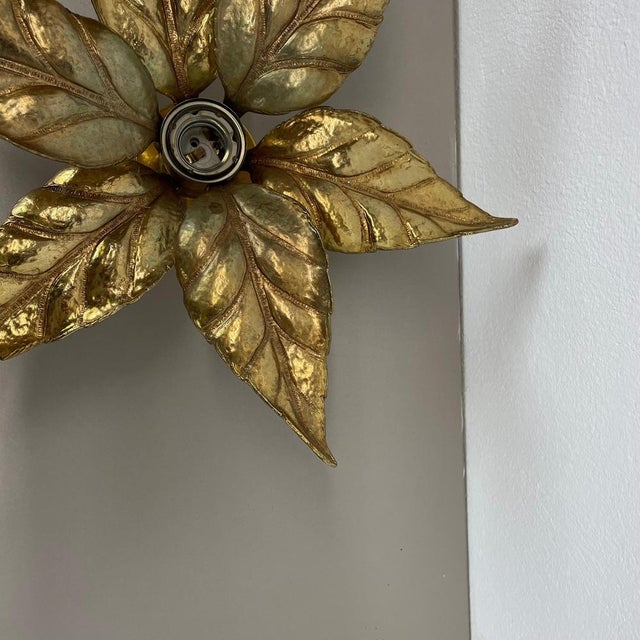 Gold Brutalist Brass and Metal Wall Light from Willy Daro, 1970s, Set of 2 For Sale - Image 8 of 18
