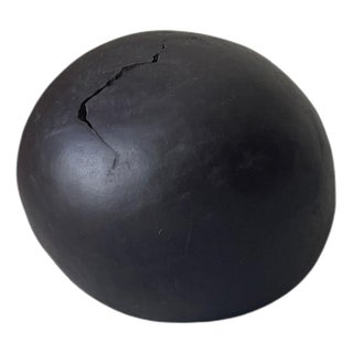 Modder Soft Support Ceramic Sculpture by Françoise Jeffrey For Sale
