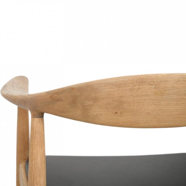 JH503 The Chair in Oak and Black Leather by Hans Wegner, 1960s For Sale - Image 15 of 18