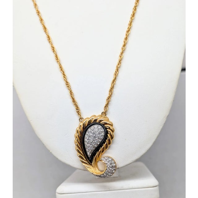 Vintage Signed Givenchy 1978 Goldtone Paisley Pavé Rhinestone Pendant Necklace For Sale In Philadelphia - Image 6 of 12