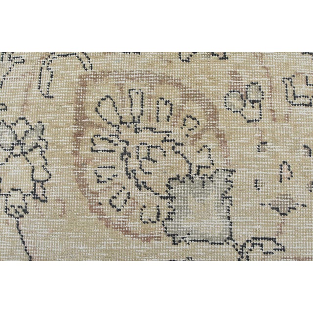 Tabriz Rug 9’9” X 12’6” Beige Wool Vintage Distressed Hand-Knotted Carpet For Sale In Philadelphia - Image 6 of 15