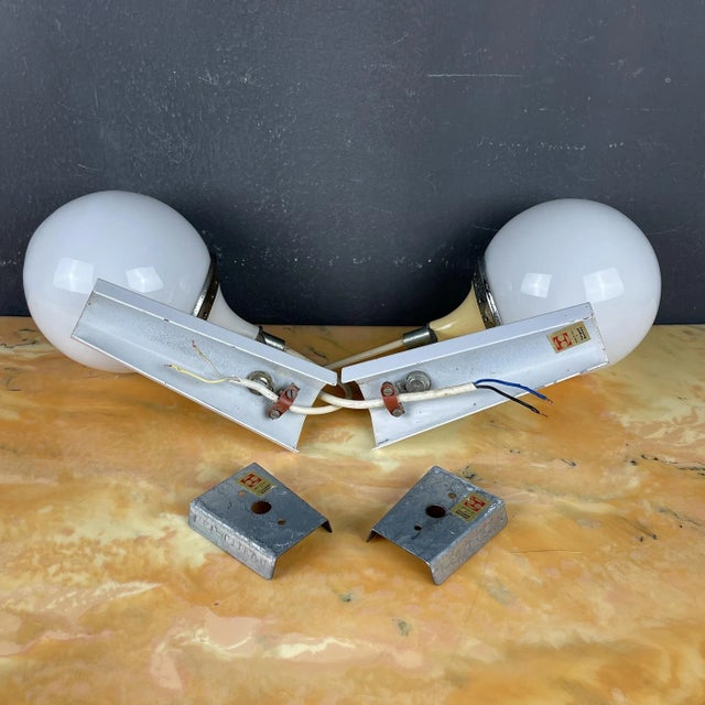 1960s Mid-Century Itlian White Sconces by Targetti Sankey, 1960s Set of 2 For Sale - Image 5 of 15