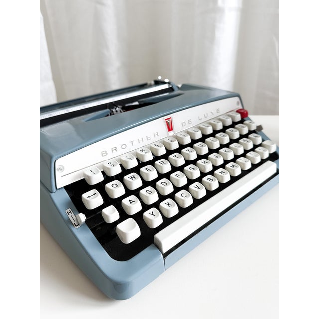 Mid-Century Modern Vintage Typewriter in Light Blue from Brother De Luxe, 1960s For Sale - Image 3 of 18