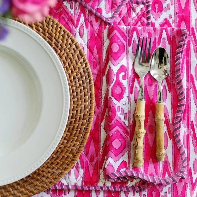 Furbish Poppy Scalloped Edge Dinner Napkins, Set of 4 | Chairish