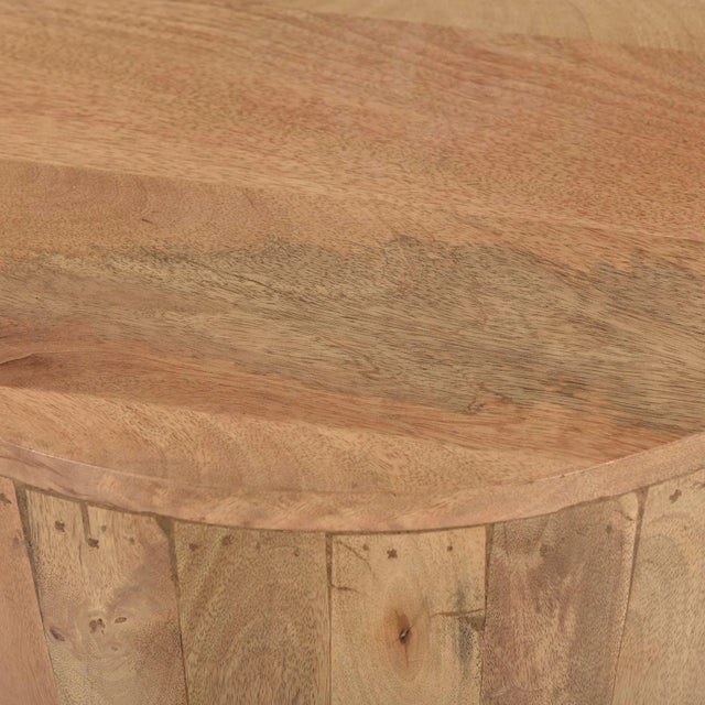 1970s Mid 20th Century Rustic Brown Reclaimed Wood Round End Table – 1 Piece For Sale - Image 5 of 5