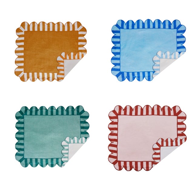 Premium, Double-Sided Design for a Playful Tablescape Add a playful touch to any table with our 100% linen scalloped...