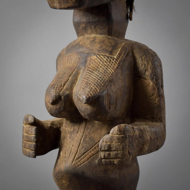 Early 20th Century Early 20th Century Bassa Seated Female Figure on Custom Base For Sale - Image 5 of 16