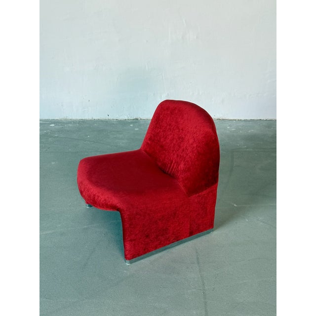 Mid-Century Modern 1970s Original Alky Chair Attributed to Giancarlo Piretti in Red Velvet For Sale - Image 3 of 6