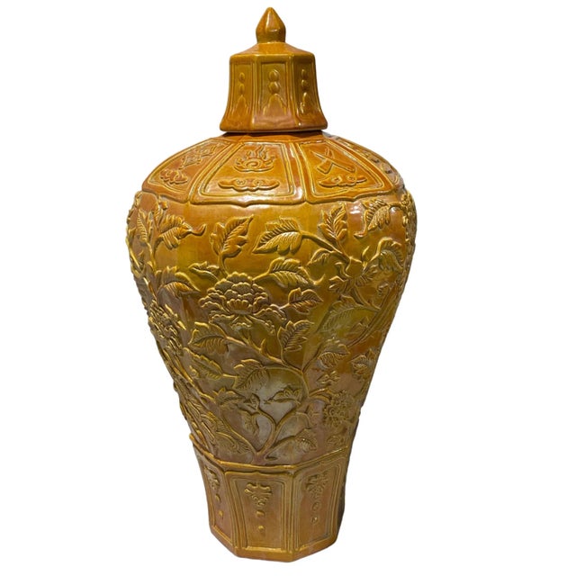 Lg Chinoiserie Octagonal Imperial Yellow Porcelain Famille Jaune Vase 21.5" H For Sale - Image 4 of 10