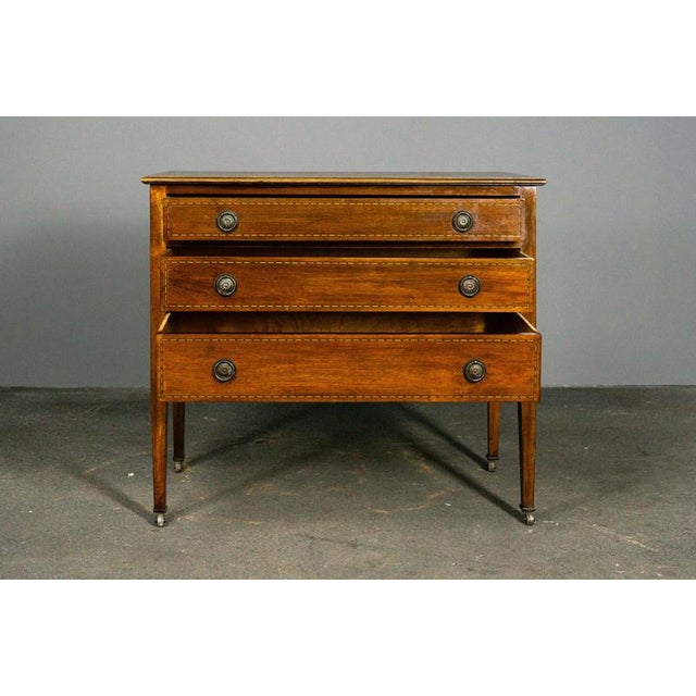 English Style Chest of Drawers For Sale - Image 3 of 15