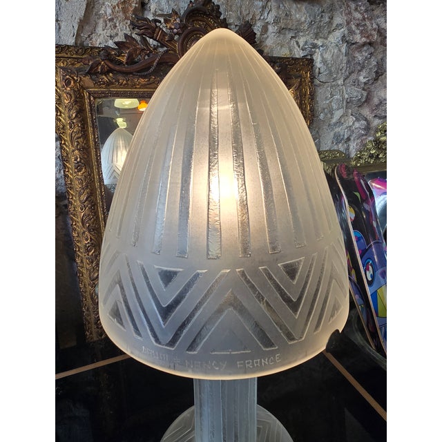 Glass French Art Deco Mushroom Lamp in Frosted Glass from Daum, 1930 For Sale - Image 7 of 14