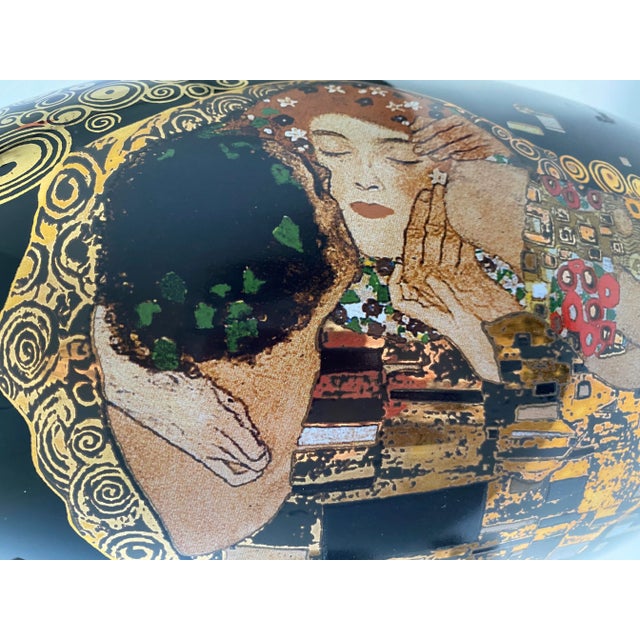 Goebel Klimt "The Kiss" Porcelain Vase & Certificate 19"h For Sale - Image 9 of 13