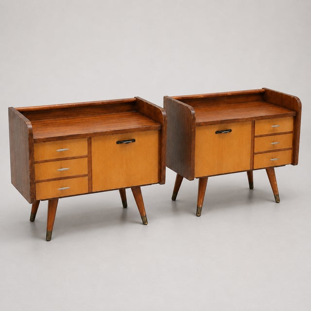Nightstands in Teak, Set of 2 For Sale - Image 9 of 9