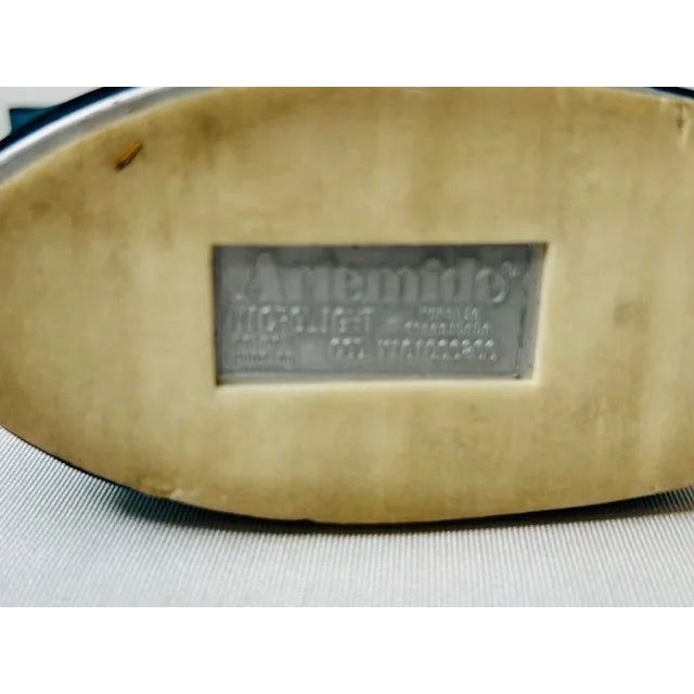 1990s 1990s Post Modern Artemide Microlight Turquoise Ernesto Gismondi Table Lamp For Sale - Image 5 of 6