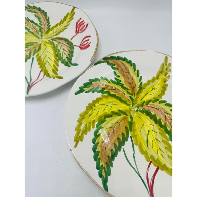 Palm Leaf Italian Plates, a Pair For Sale In Charleston - Image 6 of 7