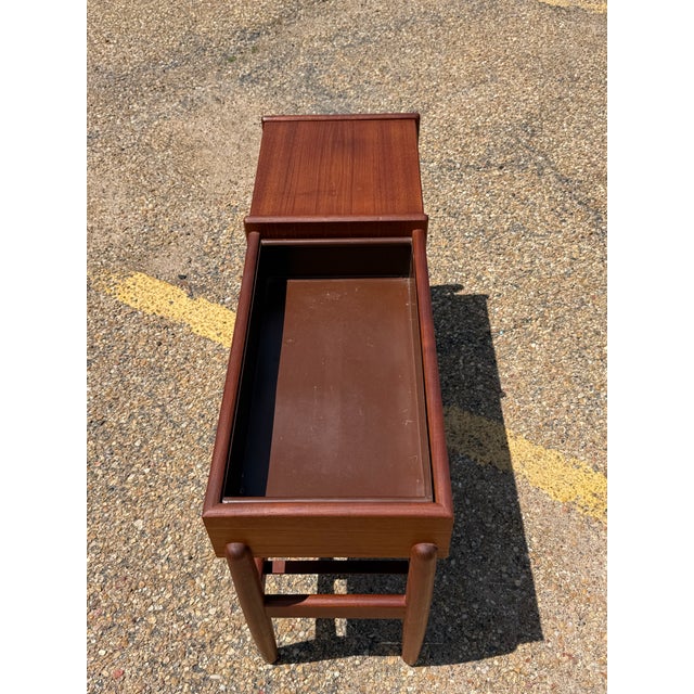 1960s Arne Wahl Iversen Model 36 Planter / Hallway Chest For Sale - Image 9 of 10