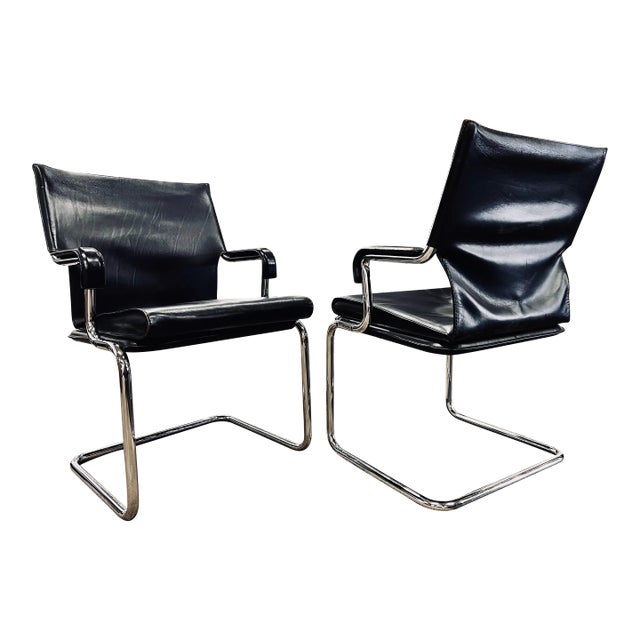 Pair of 1970s Uno Arm Chairs by Paolo Deganello & Gilberto Corretti for Marcatre For Sale