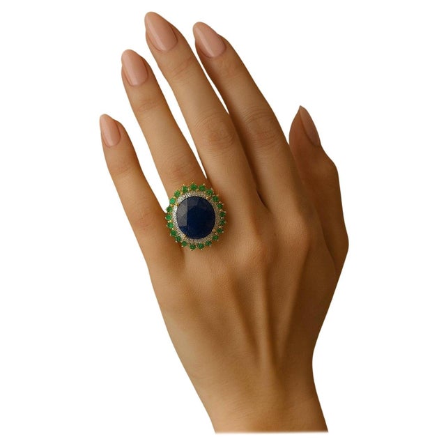 Art Deco Bochic “Orient” Vintage Diamond, Blue Sapphire & Emerald Ring Set In 18K Gold & For Sale - Image 3 of 12