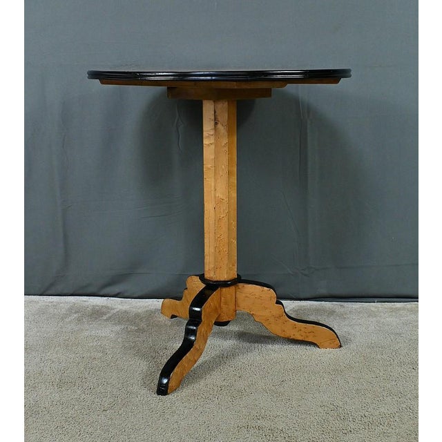 19th Century Napoleon III Speckled Maple Pedestal Table For Sale - Image 6 of 11