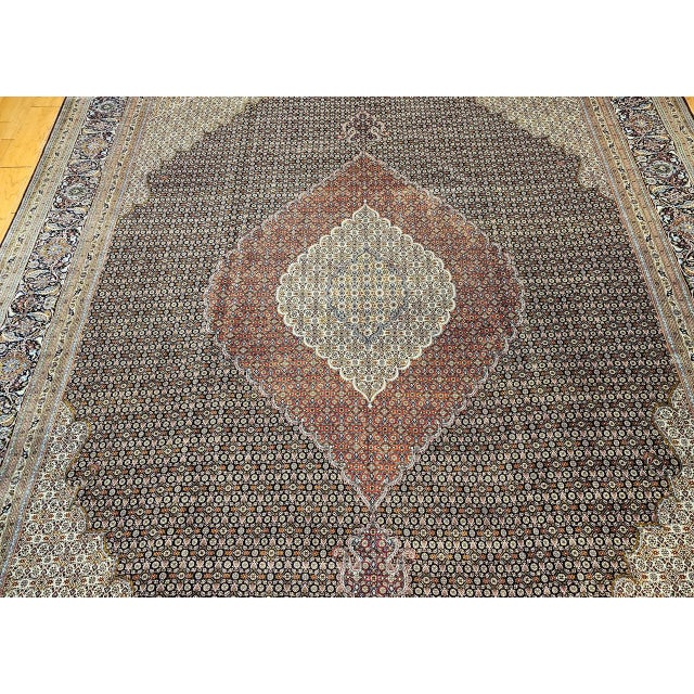 Early 20th Century Tabriz Mahi Rug For Sale - Image 12 of 18