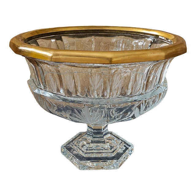 Cut Crystal Bowl on a Pedestal Base with Gilded Mount Lorraine Craftsmanship, 1950s For Sale
