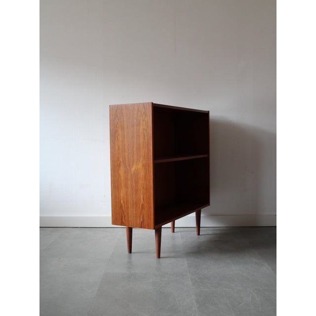 Mid-Century Modern Vintage Danish Bookcase in Teak, 1960s For Sale - Image 3 of 8