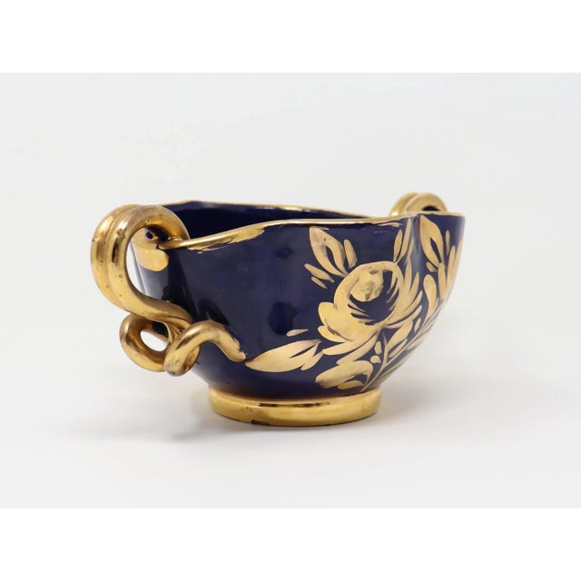 Ceramic Vintage Italian Pottery Decorative Handled Bowl in Navy With Gold Decoration For Sale - Image 7 of 15