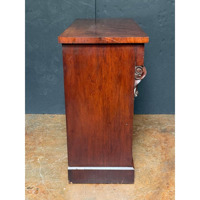 William IV Sideboard or Chiffonier Server of Mahogany With Acanthus Leaf Accents For Sale - Image 13 of 16