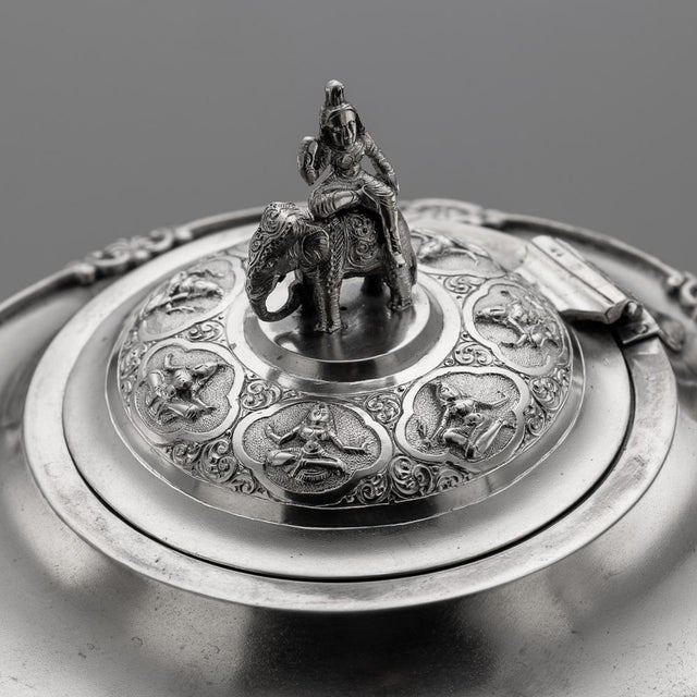 Antique Indian Silver Tea Set from Bangalore, 1890, Set of 3 For Sale - Image 10 of 18