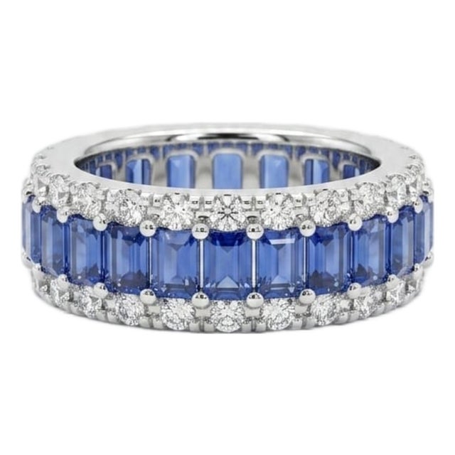 Natural 18k Gold 1.10cts Diamond & 4.30cts Sapphire Ring, New Design, Size 6 For Sale