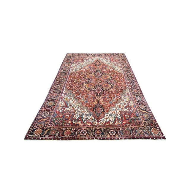 1940s Old Persian Heriz Area Rug 9’10” X 13’0″ For Sale - Image 4 of 12