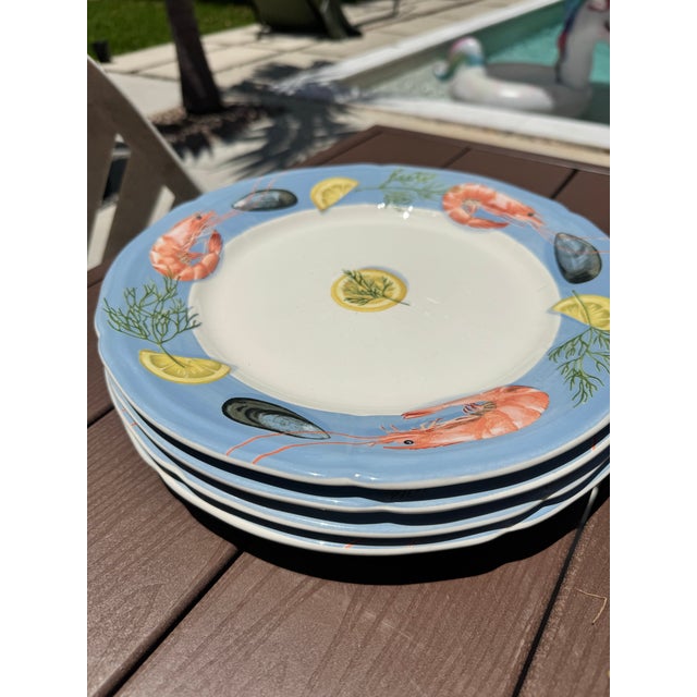 Gien 1970s Gien France "Belle Île en Mer" Seafood Plates — Hand-Painted Majolica, 11.25" - Set of Four For Sale - Image 4 of 7