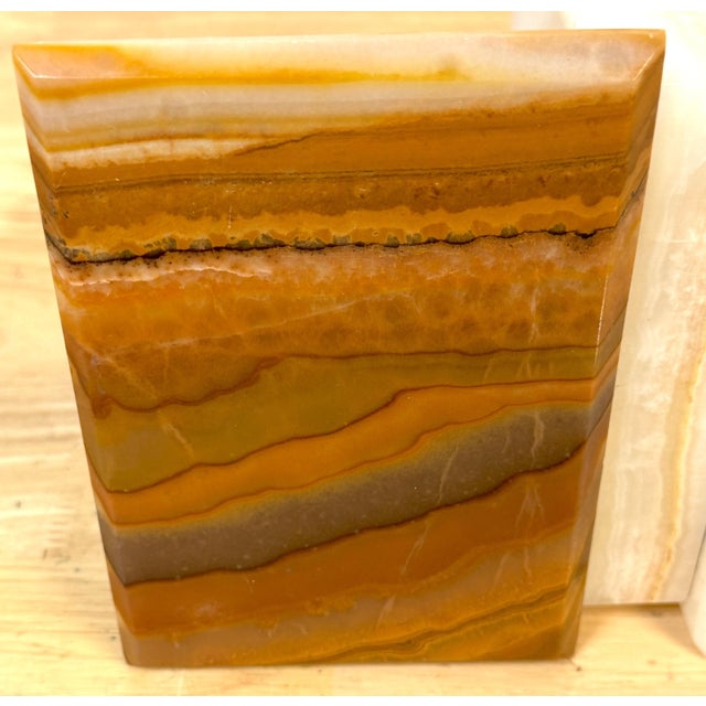 Mid 20th Century Italian Specimen Agate and Alabaster Hinged Table Box, Circa 1950s For Sale - Image 5 of 18